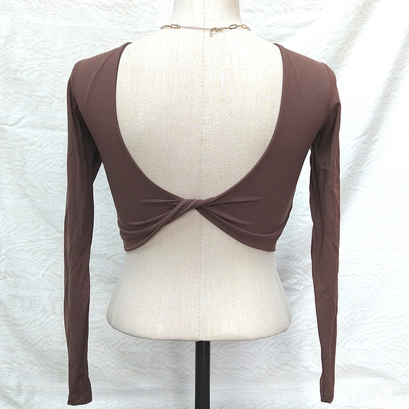 Woman's work out Crop Top, size S - Picture 2 of 5